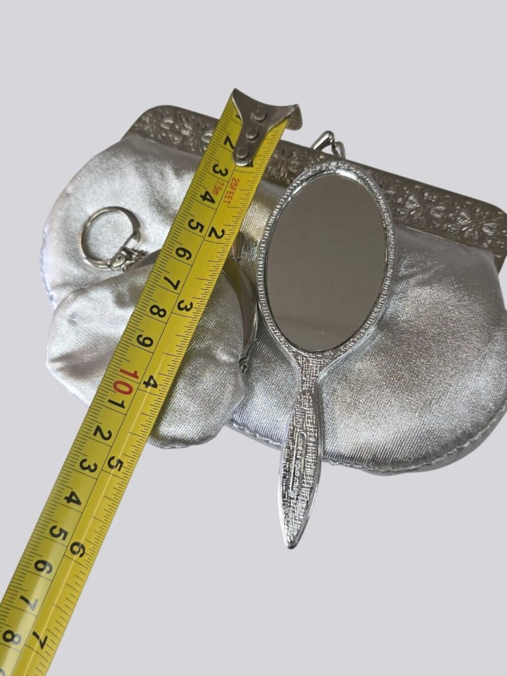 NOS Vintage Silver Kiss Lock Cosmetic Bag Coin Purse Keychain & Mirror - Picture 7 of 8